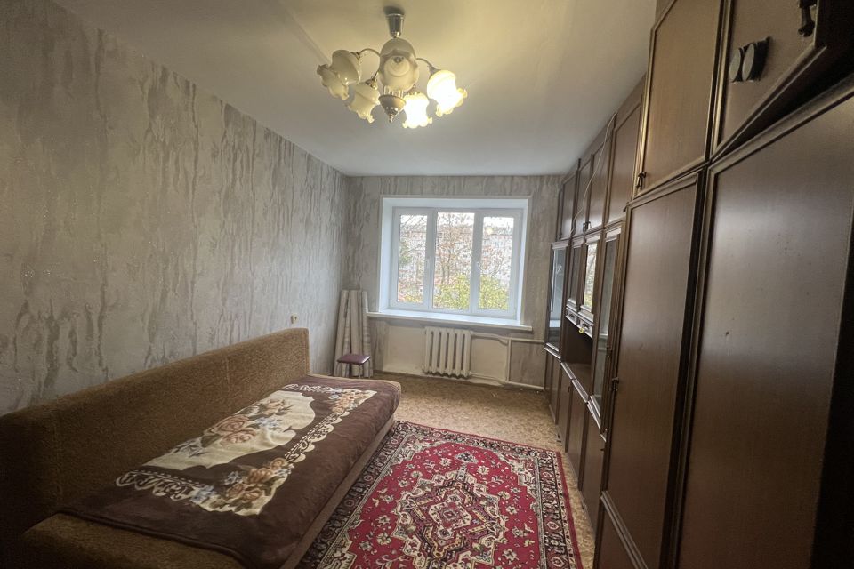 Продаётся комната в 4-комн. квартире, 16.7 м²