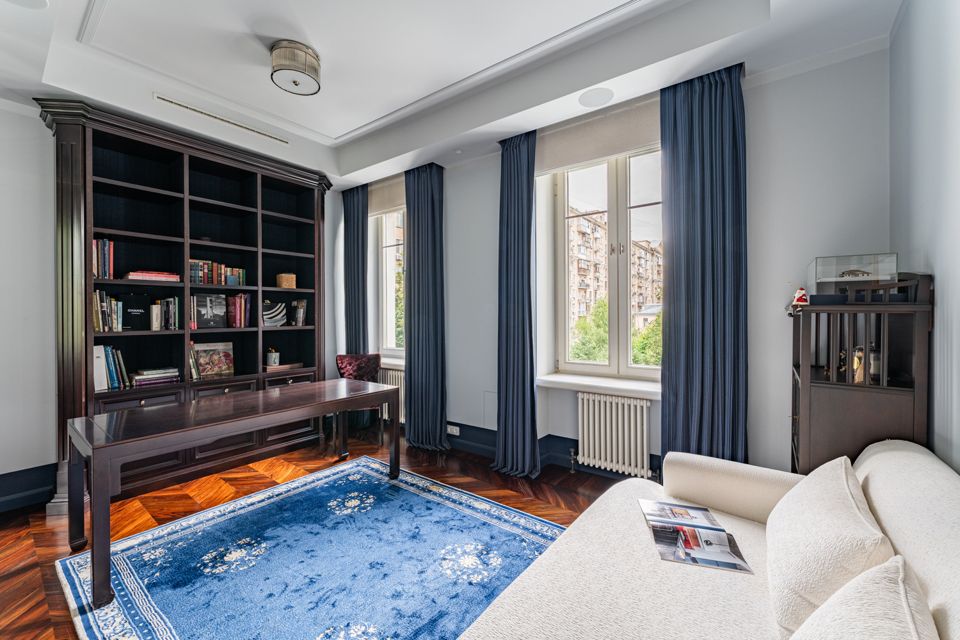Продаётся 2-комнатная квартира, 98 м²