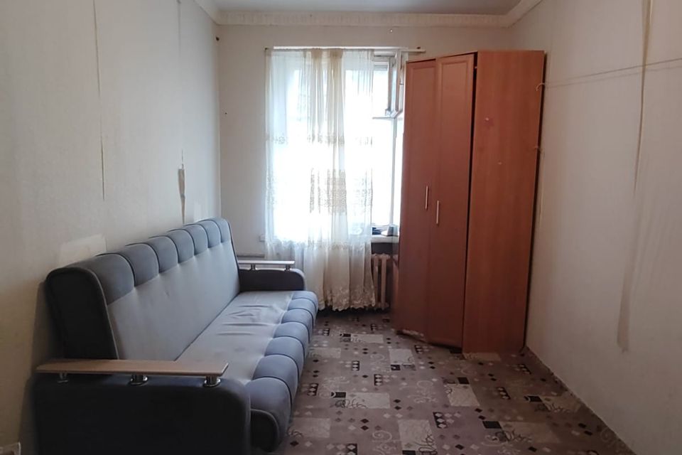 Продаётся 4-комнатная квартира, 90.6 м²