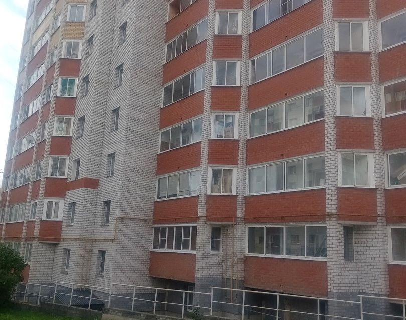 Продаётся 2-комнатная квартира, 62 м²