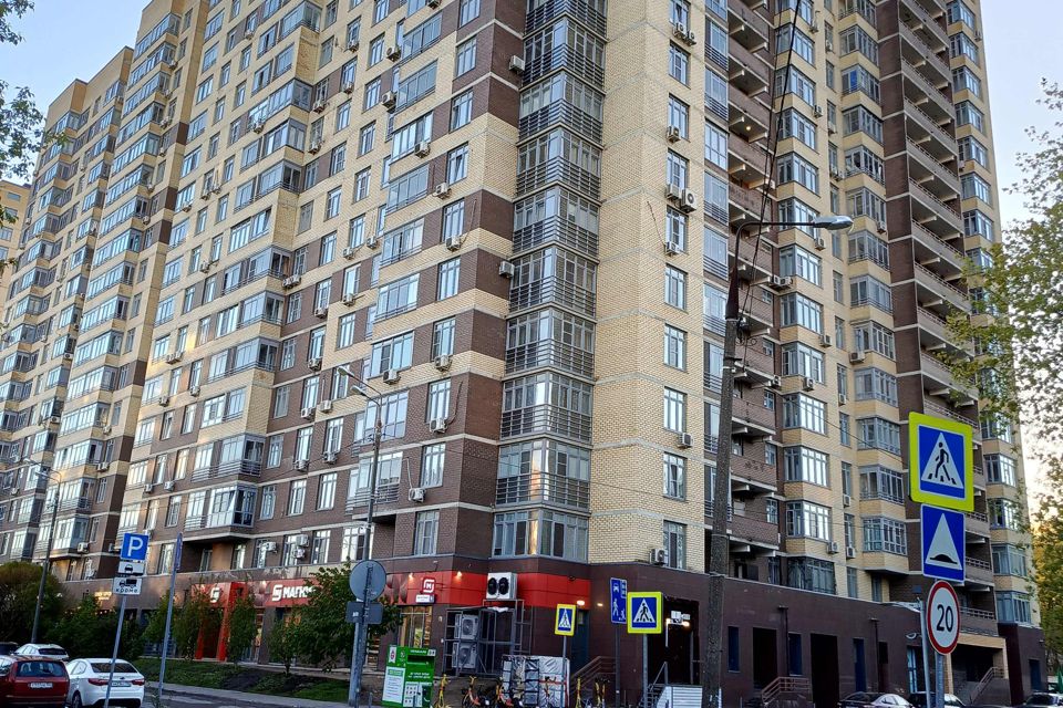 Сдаётся 1-комнатная квартира, 46 м²