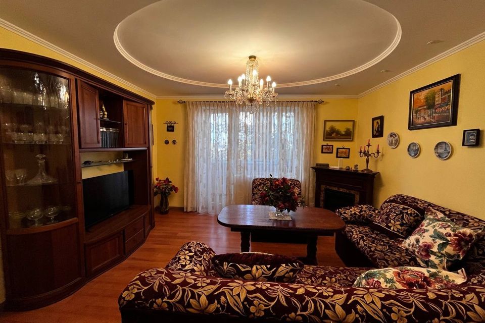 Продаётся 3-комнатная квартира, 65 м²