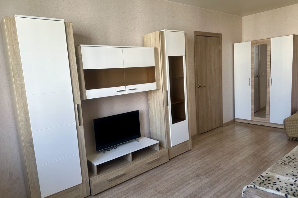 Продаётся 1-комнатная квартира, 37.3 м²