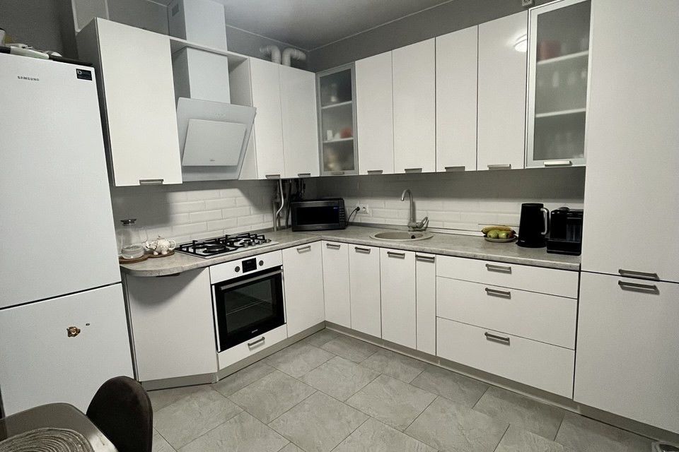 Продаётся 1-комнатная квартира, 42.9 м²