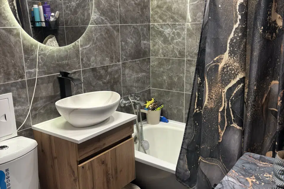 Продаётся 2-комнатная квартира, 42.4 м²