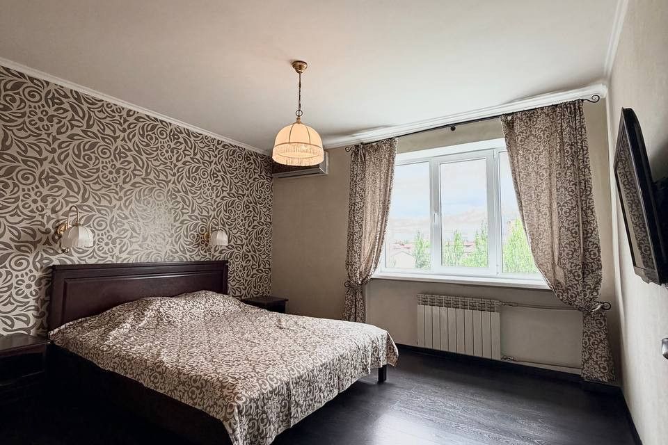 Продаётся 3-комнатная квартира, 72 м²
