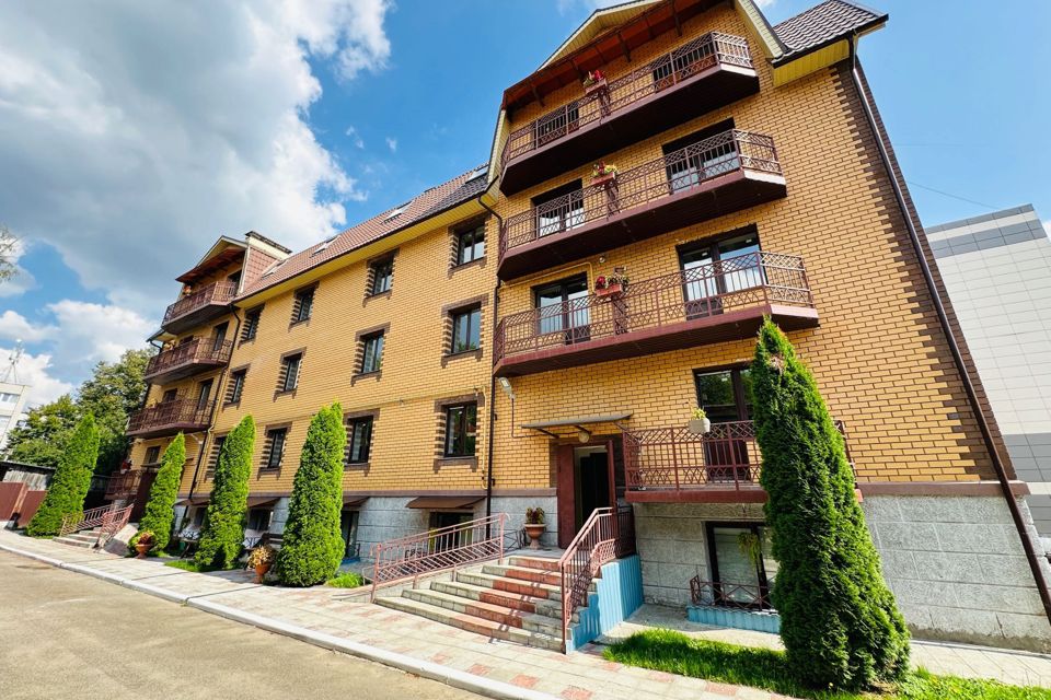 Продаётся 2-комнатная квартира, 70.72 м²