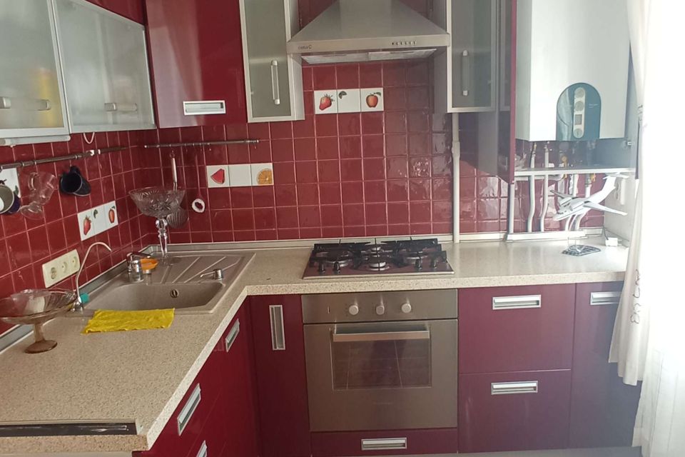 Продаётся 3-комнатная квартира, 60 м²