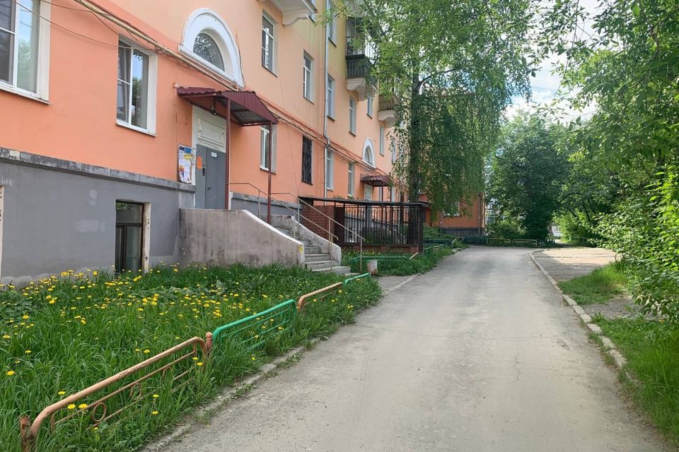 Продаётся 3-комнатная квартира, 67.8 м²