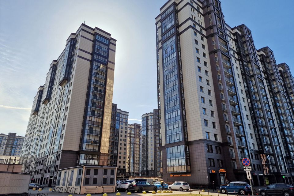 Продаётся 4-комнатная квартира, 109.3 м²