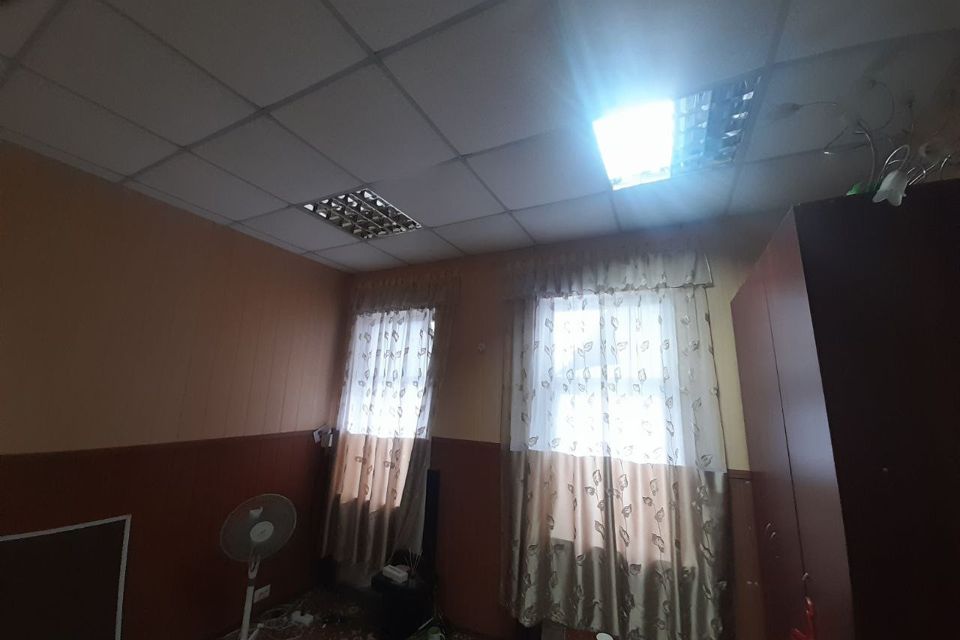 Продаётся 1-этажный дом, 200 м²