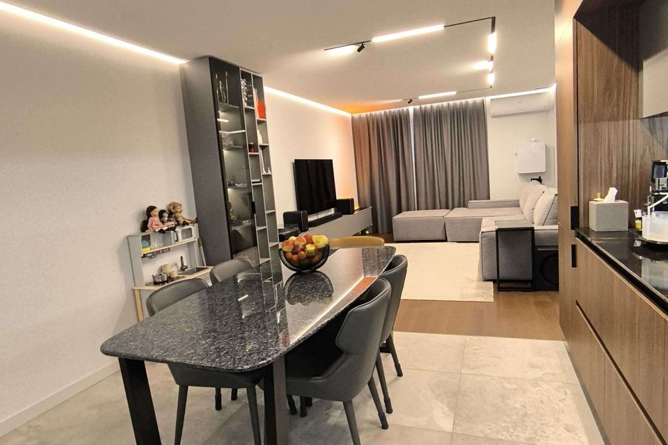 Продаётся 3-комнатная квартира, 113.3 м²