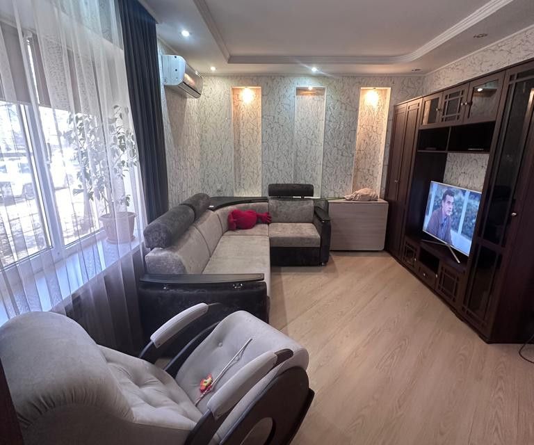 Продаётся 2-комнатная квартира, 40.2 м²