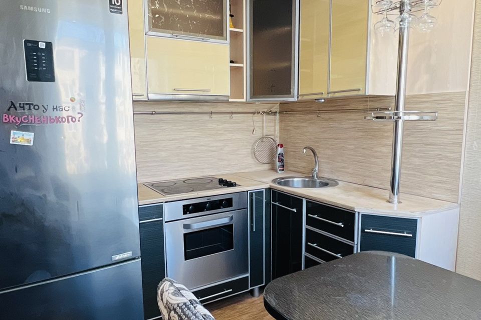 Продаётся 3-комнатная квартира, 61 м²