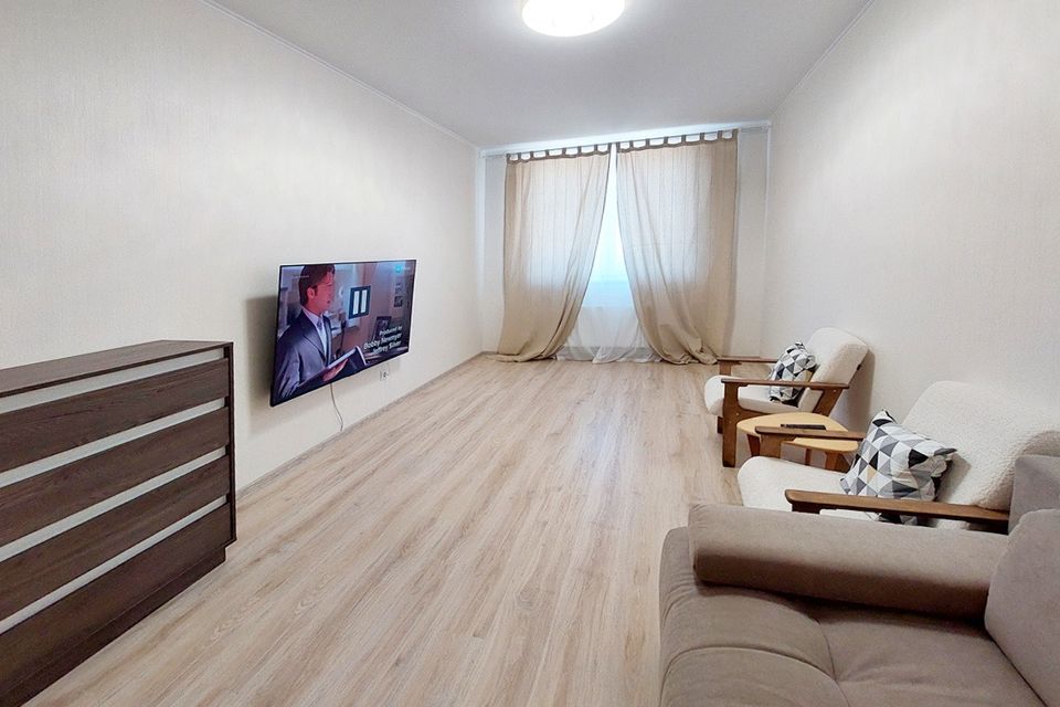 Продаётся 1-комнатная квартира, 49 м²