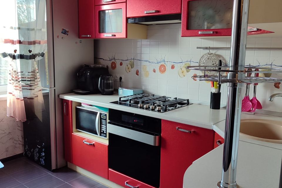 Продаётся 3-комнатная квартира, 62.5 м²