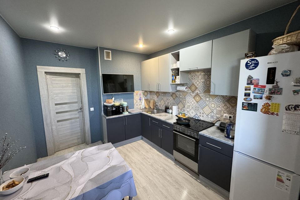 Продаётся 2-комнатная квартира, 60.2 м²