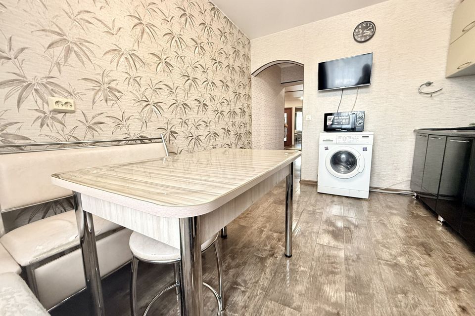Продаётся 2-комнатная квартира, 64 м²