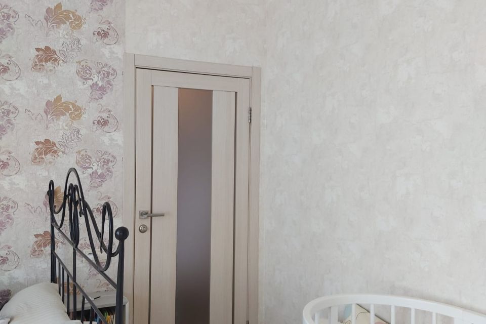 Продаётся 1-комнатная квартира, 37.6 м²