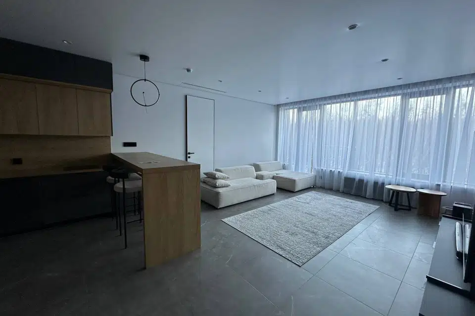Продаётся 3-комнатная квартира, 106.2 м²
