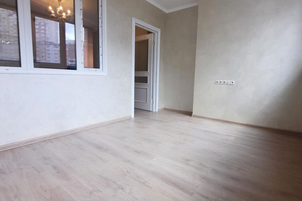 Продаётся 1-комнатная квартира, 60 м²