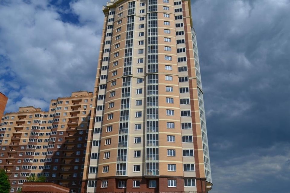 Продаётся 2-комнатная квартира, 62 м²