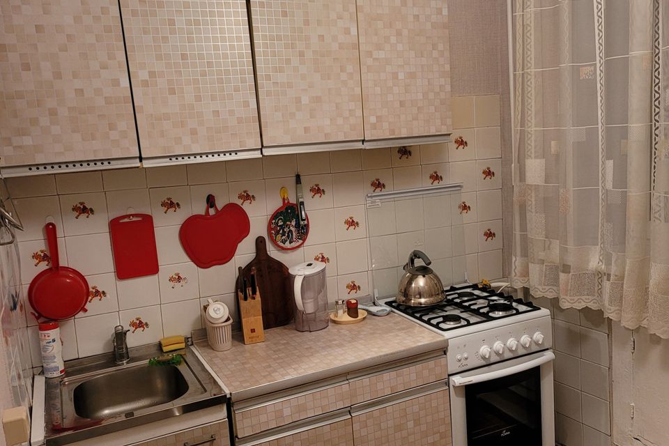Продаётся 3-комнатная квартира, 59.3 м²