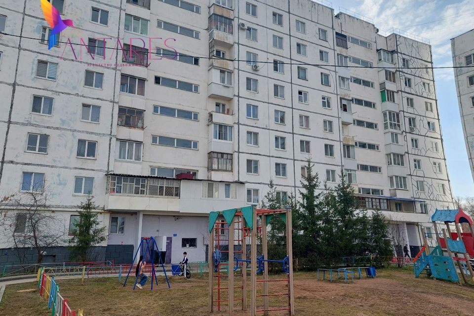 Продаётся 4-комнатная квартира, 74 м²