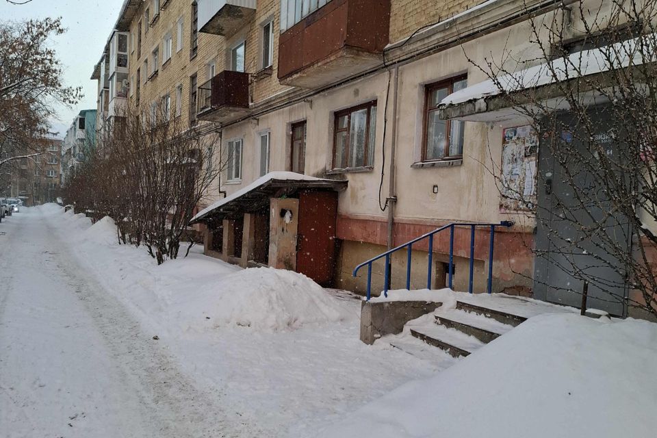 Продаётся 3-комнатная квартира, 58.2 м²