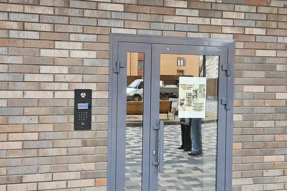 Продаётся 1-комнатная квартира, 52 м²