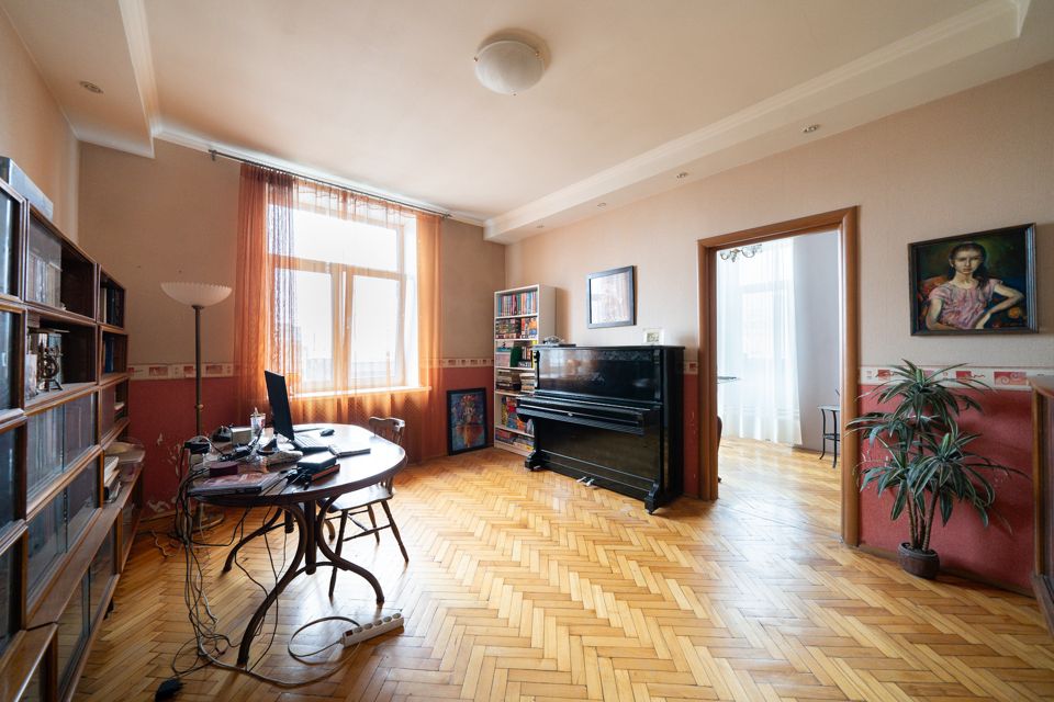 Продаётся 3-комнатная квартира, 82.4 м²