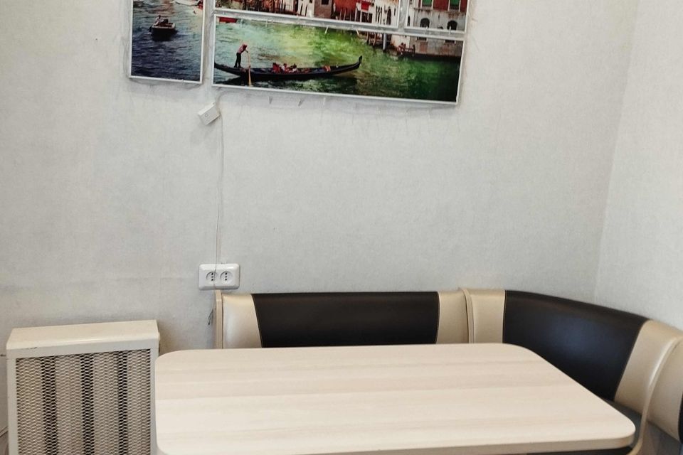 Продаётся 3-комнатная квартира, 70.8 м²