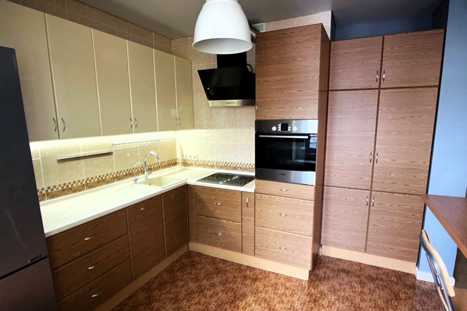 Продаётся 1-комнатная квартира, 41.6 м²