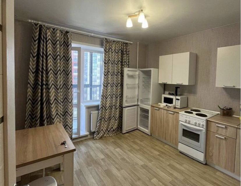 Сдаётся 1-комнатная квартира, 39 м²