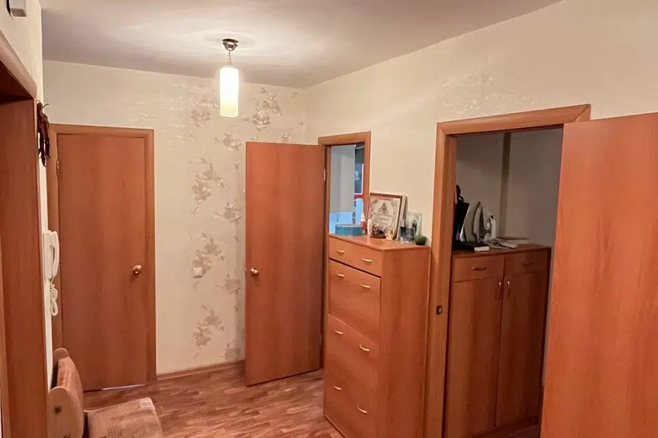 Продаётся 2-комнатная квартира, 75.7 м²