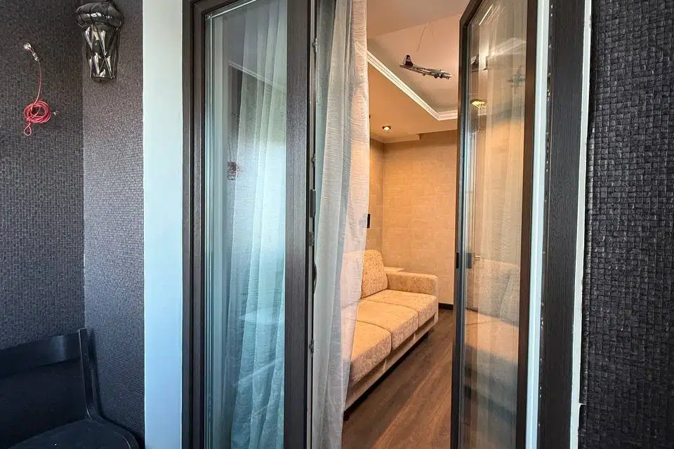 Продаётся 4-комнатная квартира, 127.4 м²