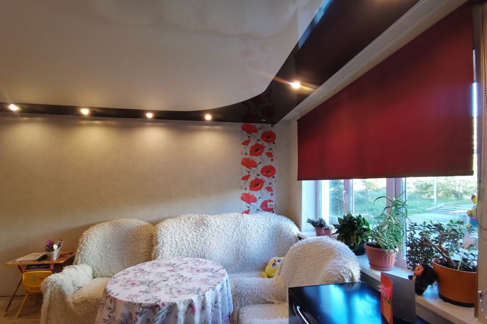 Продаётся 3-комнатная квартира, 57.8 м²