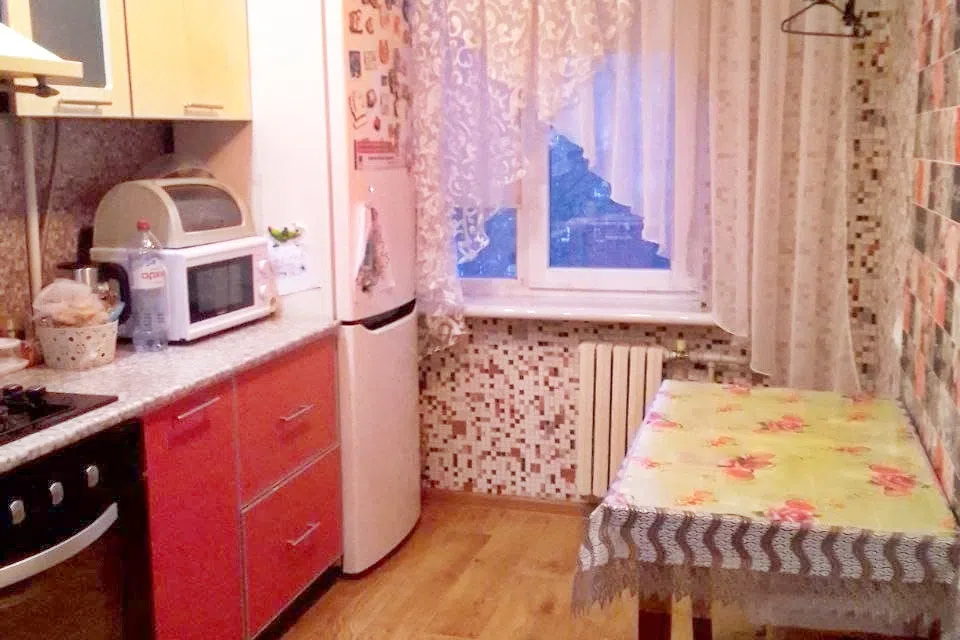 Продаётся 3-комнатная квартира, 62.3 м²