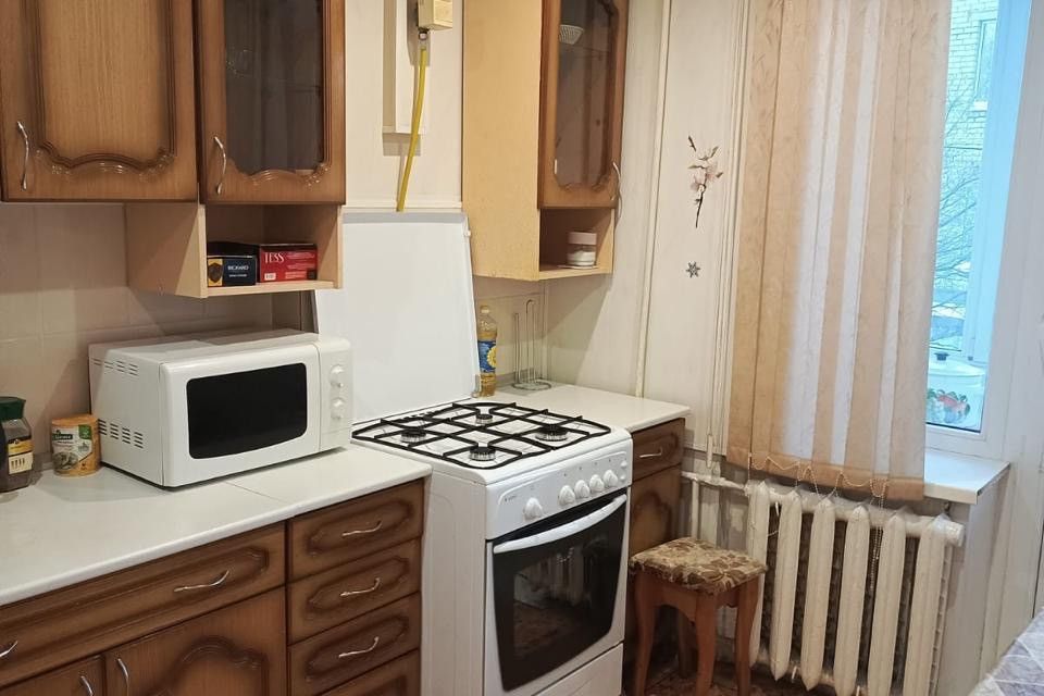 Продаётся 4-комнатная квартира, 71.7 м²