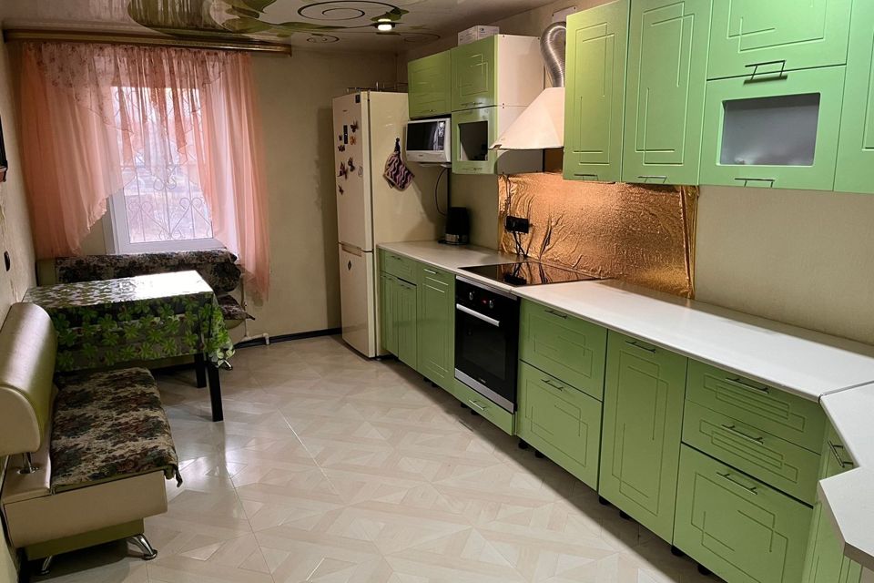 Продаётся 4-комнатная квартира, 78.9 м²