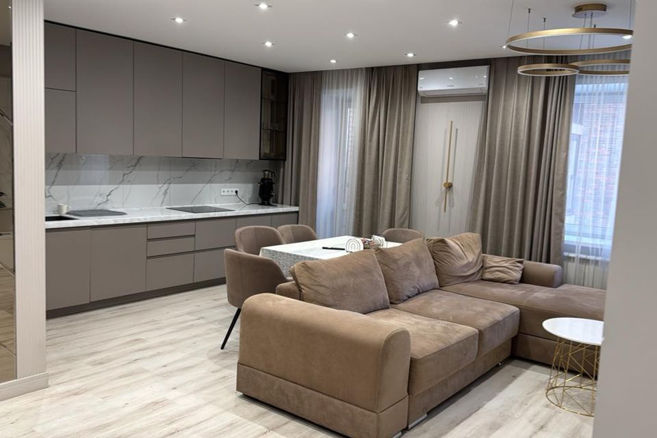 Продаётся 3-комнатная квартира, 76.7 м²