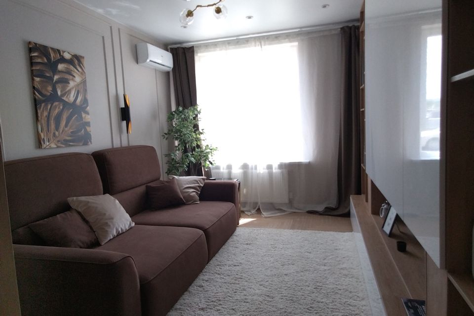 Продаётся 1-комнатная квартира, 38 м²
