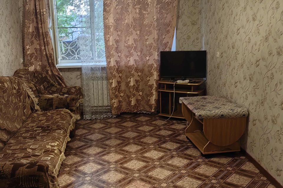 Сдаётся 3-комнатная квартира, 48 м²