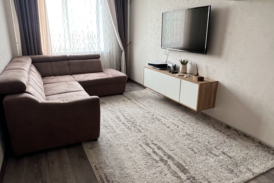 Продаётся 2-комнатная квартира, 60.5 м²