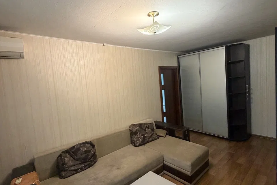 Продаётся 2-комнатная квартира, 46.6 м²