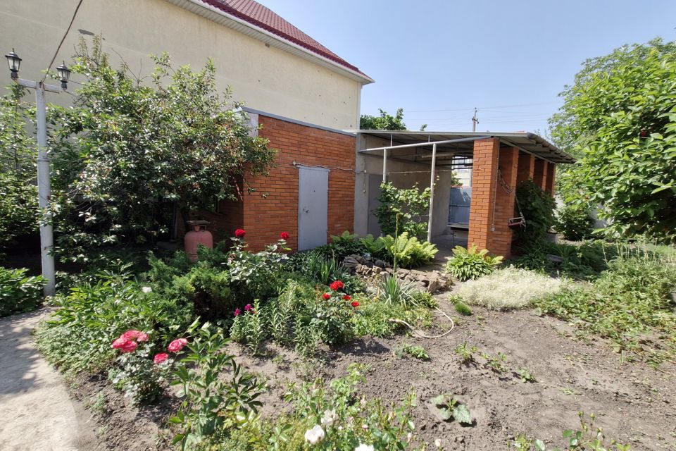 Продаётся 2-этажный дом, 147.7 м²