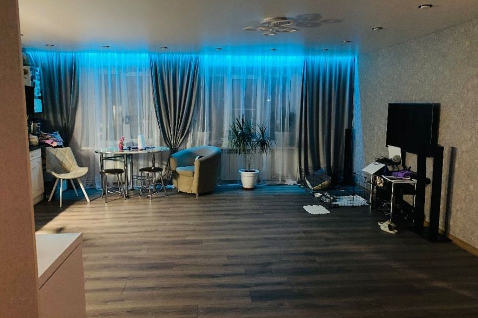 Продаётся 4-комнатная квартира, 84 м²