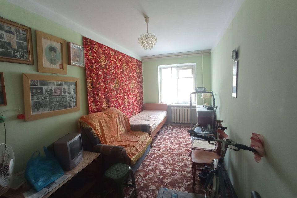 Продаётся 2-комнатная квартира, 43.3 м²