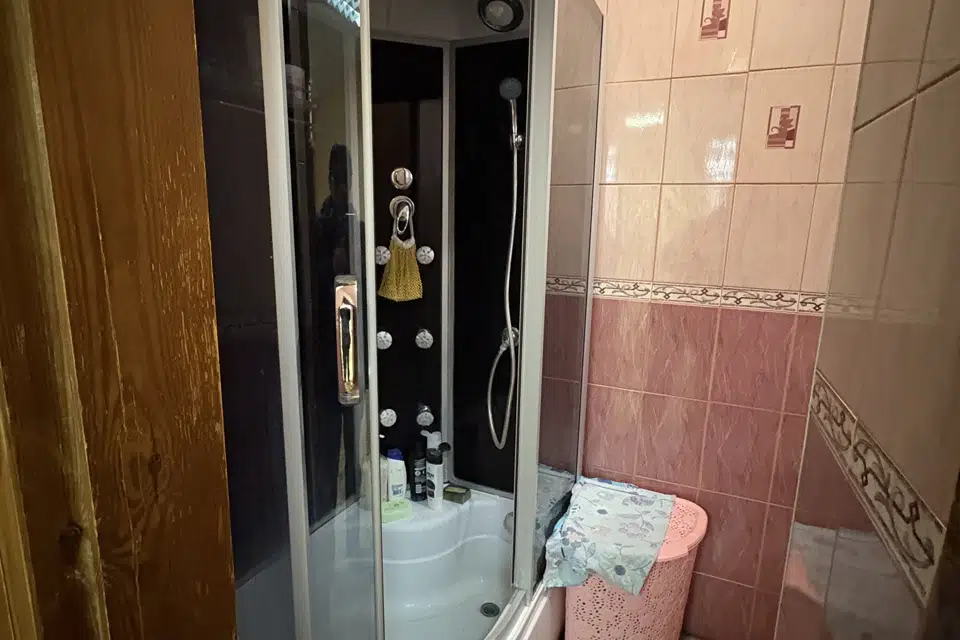 Продаётся 2-этажный дом, 360 м²