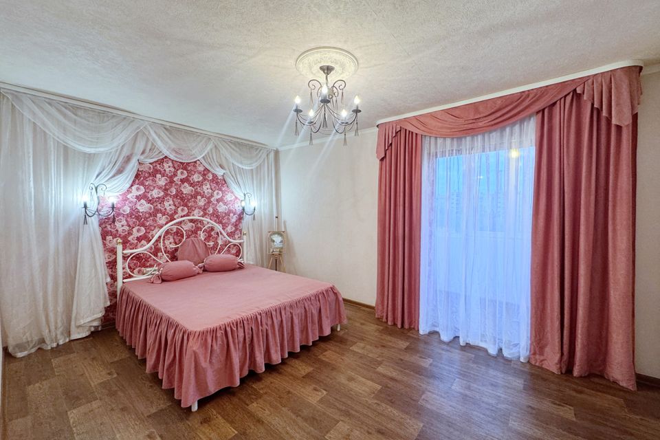 Продаётся 2-комнатная квартира, 56 м²